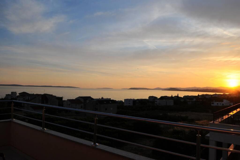Villa Ana Perfect For Families With Kids And Groups,House With Heated Pool Podstrana Exterior photo
