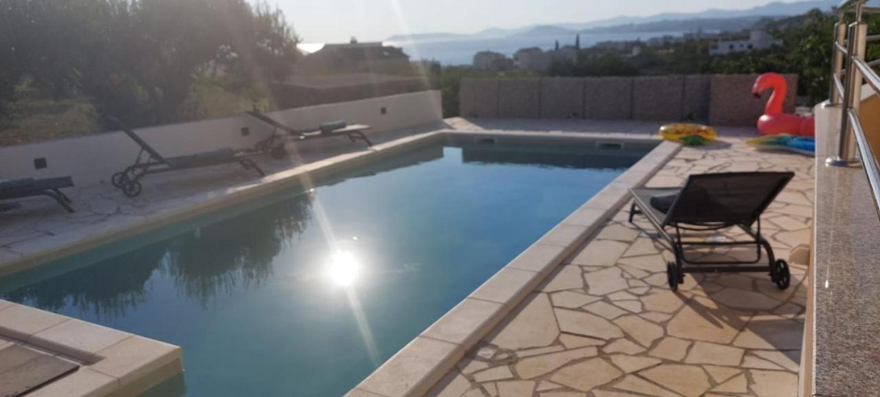 Villa Ana Perfect For Families With Kids And Groups,House With Heated Pool Podstrana Exterior photo