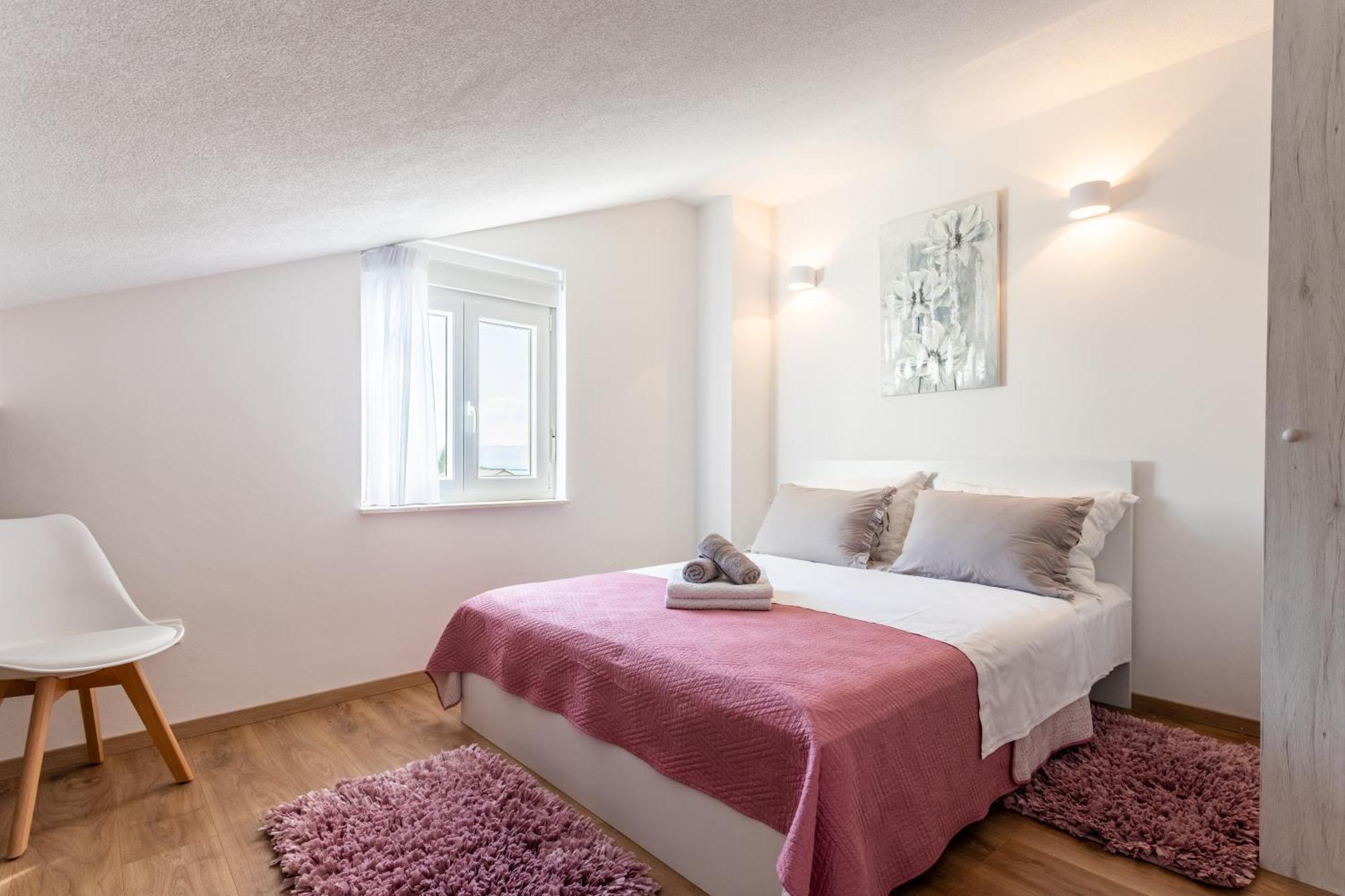 Villa Ana Perfect For Families With Kids And Groups,House With Heated Pool Podstrana Exterior photo