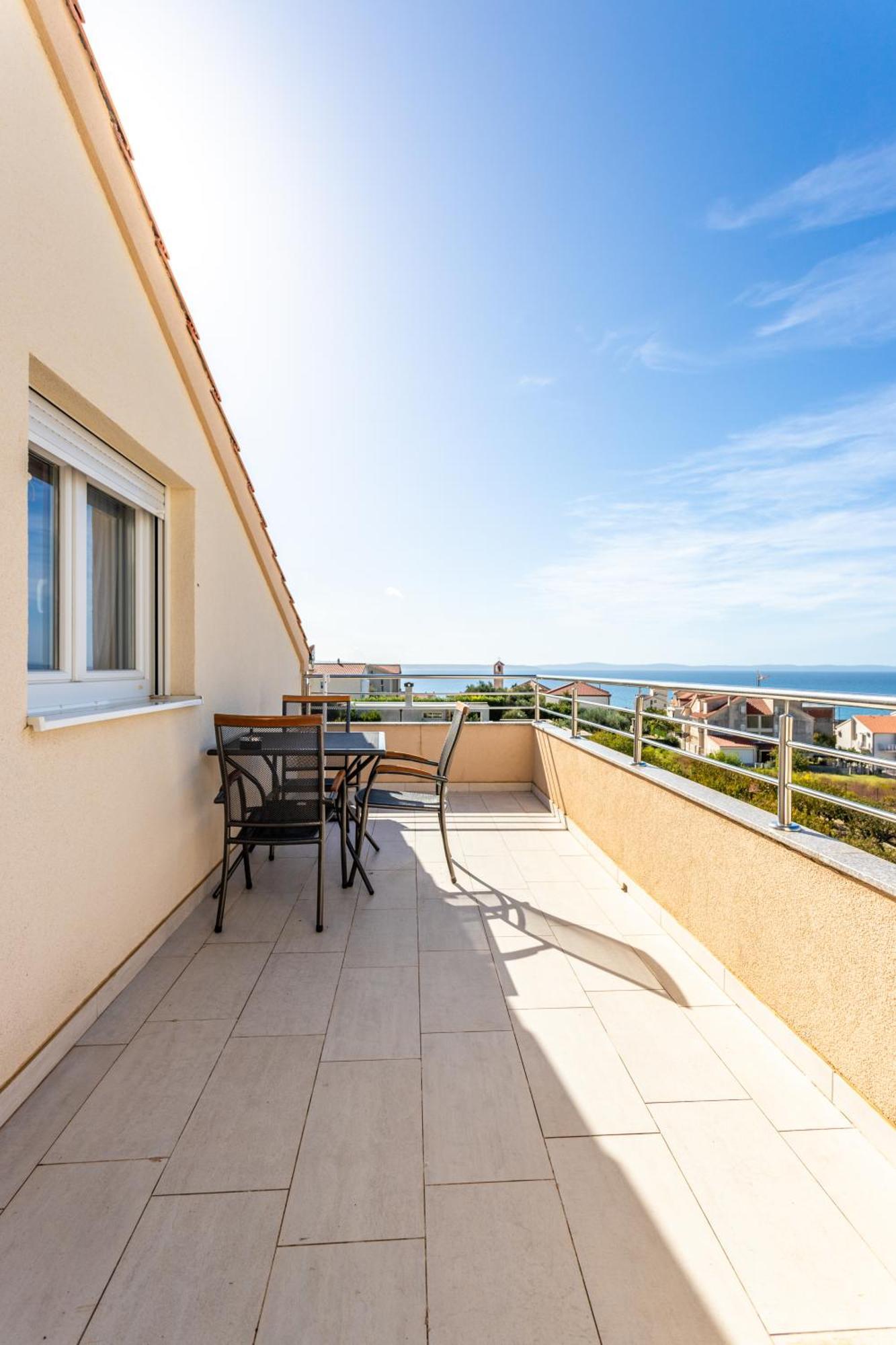 Villa Ana Perfect For Families With Kids And Groups,House With Heated Pool Podstrana Exterior photo