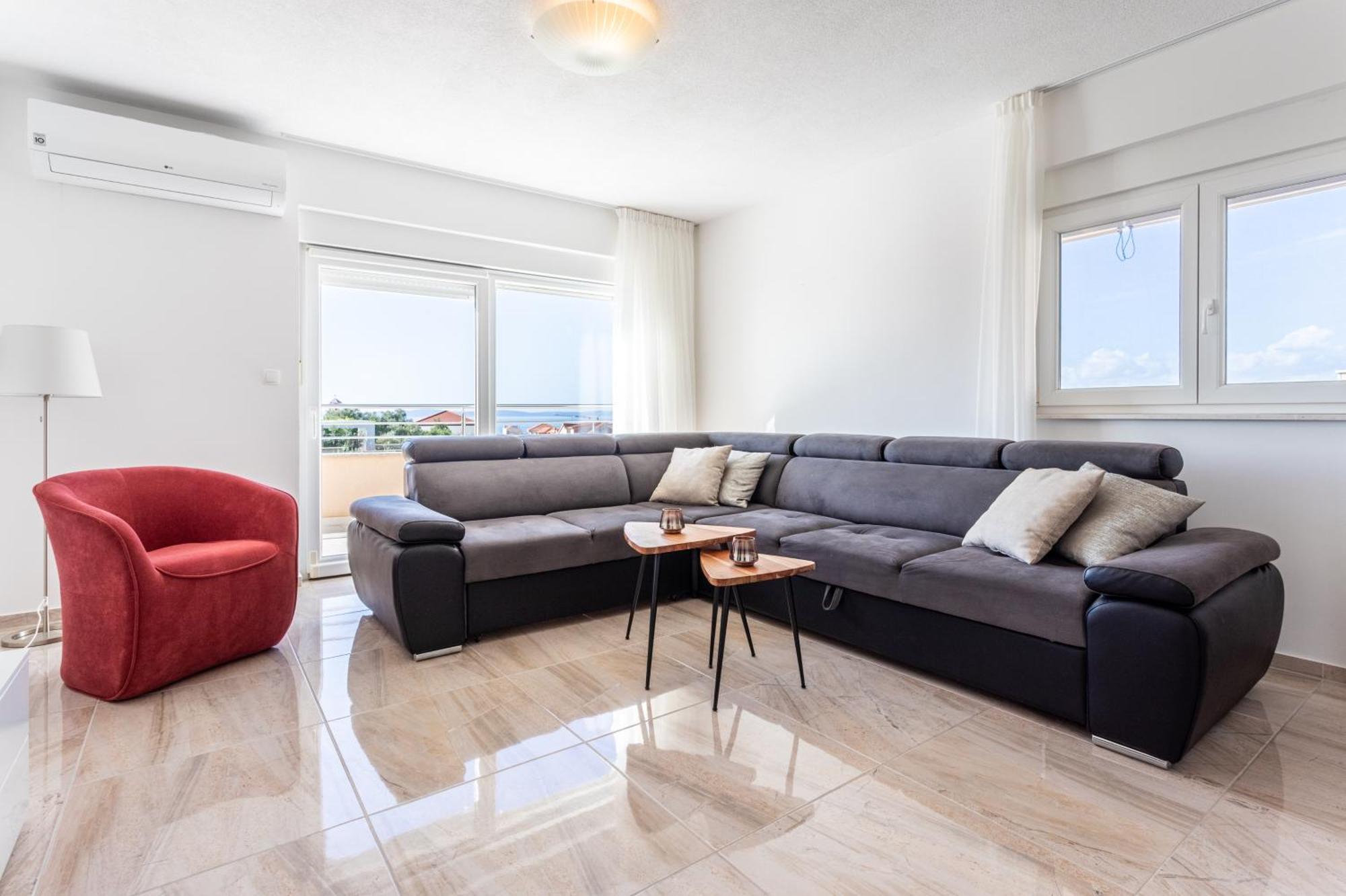 Villa Ana Perfect For Families With Kids And Groups,House With Heated Pool Podstrana Exterior photo