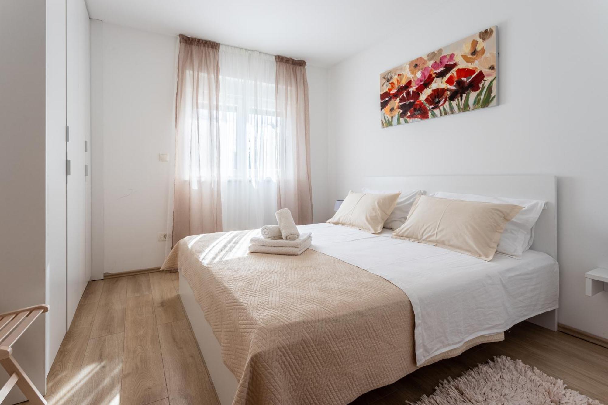 Villa Ana Perfect For Families With Kids And Groups,House With Heated Pool Podstrana Exterior photo