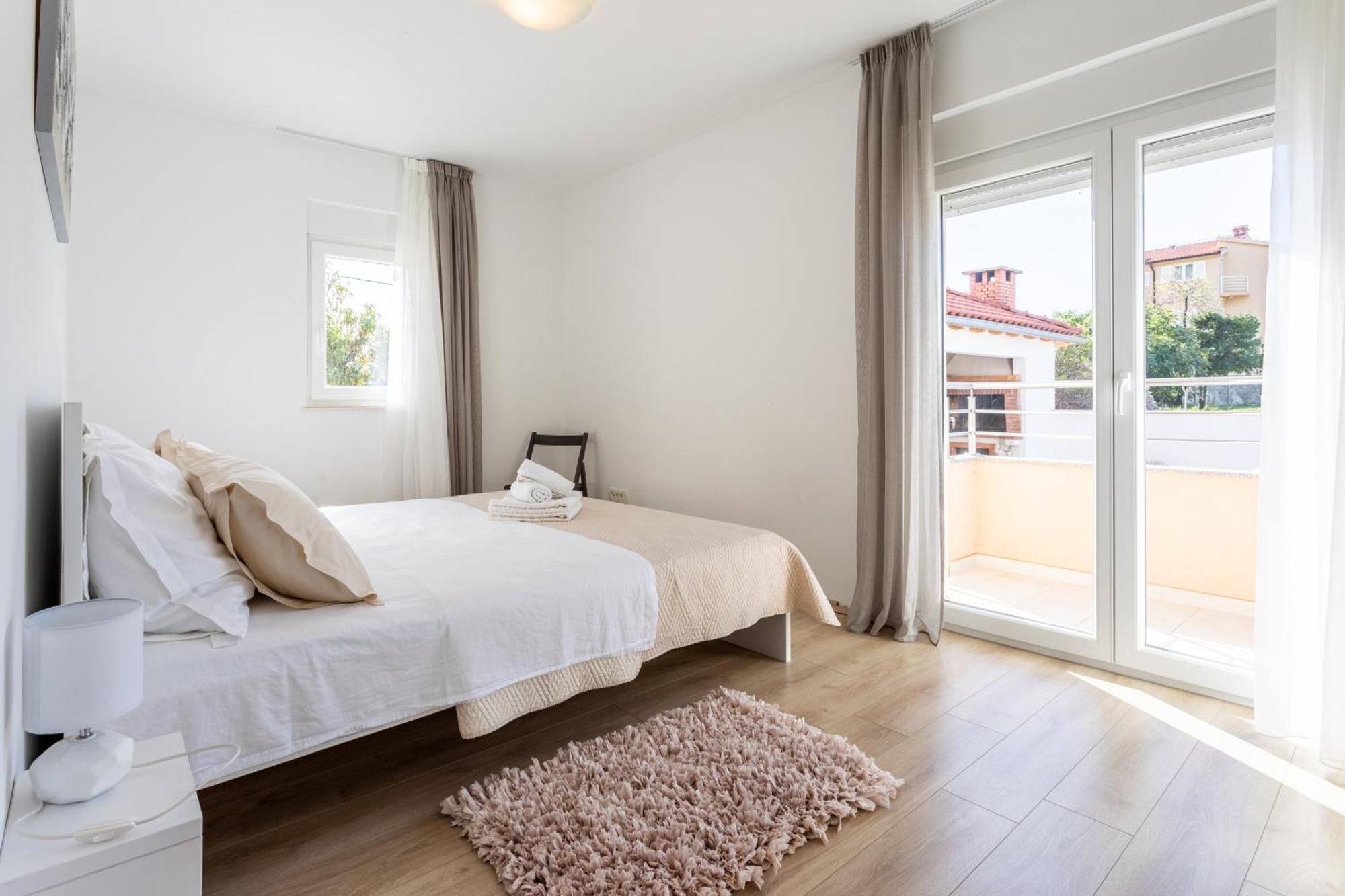 Villa Ana Perfect For Families With Kids And Groups,House With Heated Pool Podstrana Exterior photo